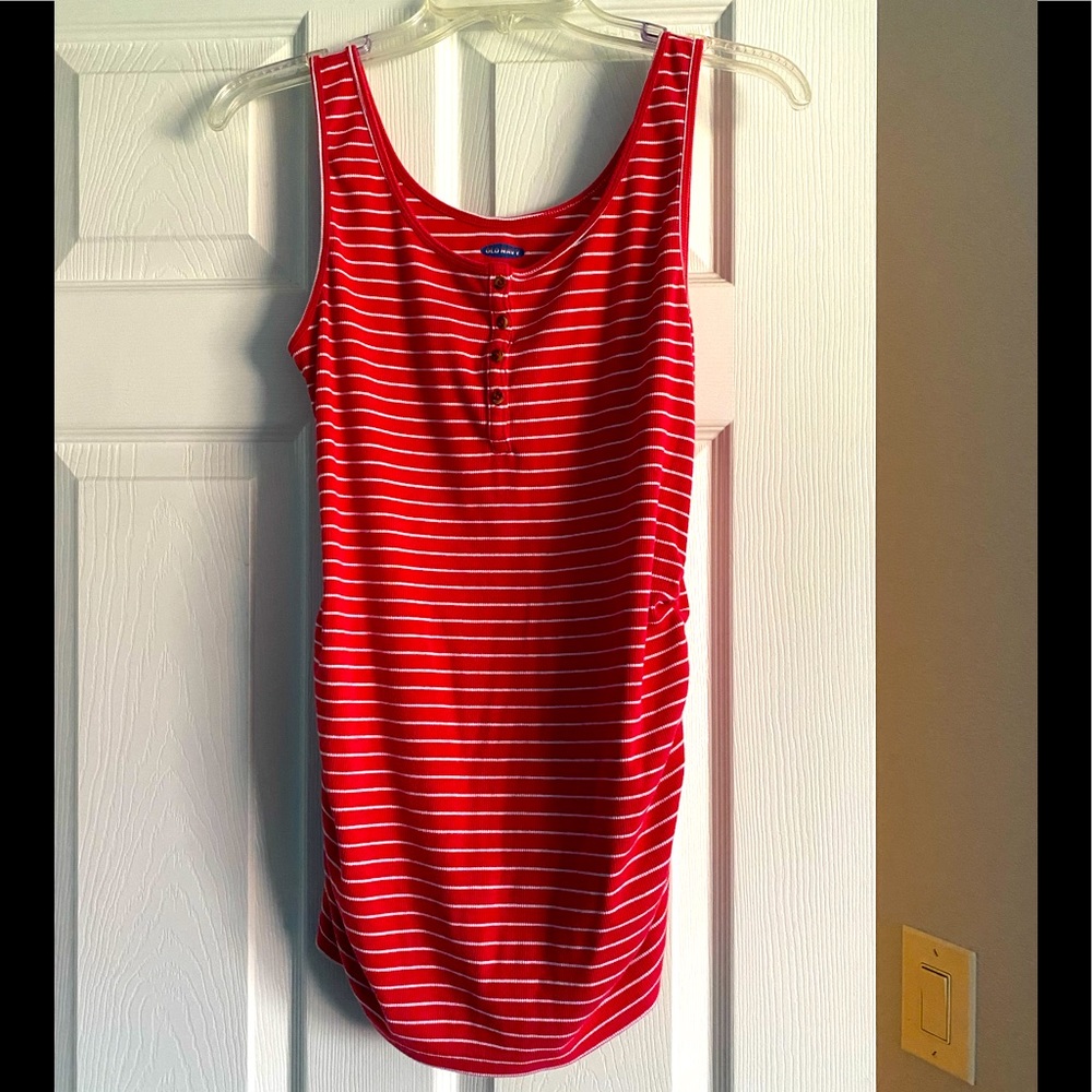 Old Navy Maternity Tank ❤️